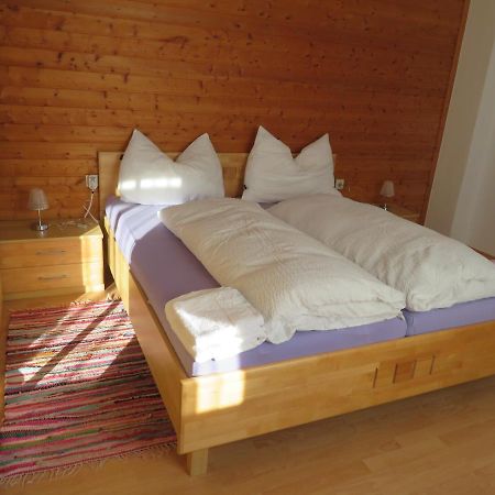 クニッテルフェルト Haus Irmi Bed & Breakfast エクステリア 写真